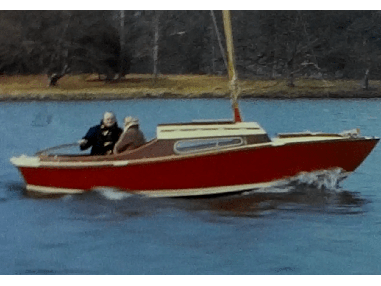 A Charming family trip to Lake Windermere in the 1960s