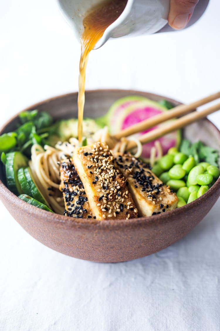Our 20 BEST Buddha Bowls!| Zen Noodle Bowl- loaded up with fresh seasonal veggies and a delicious Ponzu Dressing, this healthy bowl can be made with seared ahi tuna or sesame ginger tofu. Vegan and Grain-free adaptable! (Try it with zucchini noodles!) #noodles #ahi #bowls #healthy #ponzu #tofu #vegan #buddhabowl #plantbased #eatclean #cleaneating