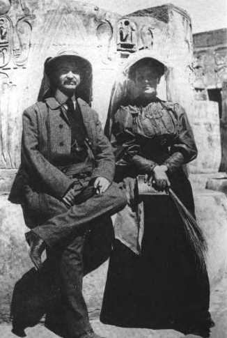 File:L. Frank and Maud Baum in Egypt 1906.png