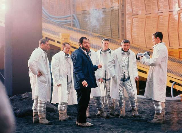 Kubrick, Stanley: 2001: A Space Odyssey