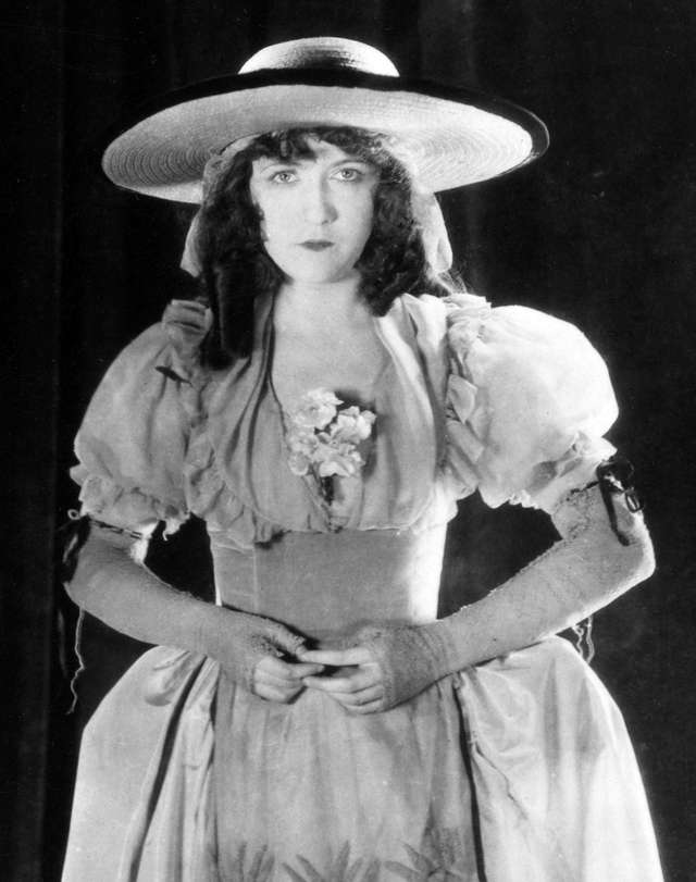 Dorothy Gish in Orphans of the Storm (1921).