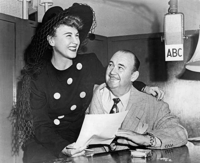 Paul Whiteman with Hildegarde Loretta Sell on his ABC radio program.